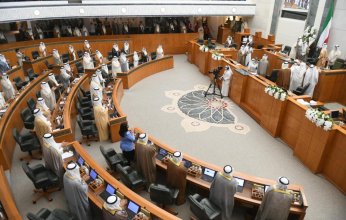 بعد إلغاء شرط «الوكيل المحلي».. ماذا يقول وزير كويتي سابق؟