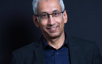 كنعان مالك يكتب: إلقاء الغرب للاجئين على الدول الفقيرة صدى مريع لعقوبة الترحيل