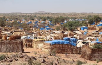 «بالكاد نجد ما نأكله».. لاجئون سودانيون في تشاد يروون مشاهد من فظائع دارفور
