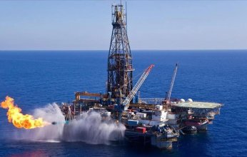 بعد توقيع السيسي.. مصر تنقب عن البترول في منطقة جديدة بخليج السويس