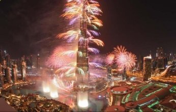 حفلات رأس السنة 2024: الهضبة والقيصر في دبي.. و12 نجما يشعلون موسم الرياض.. والقاهرة تكتفي بـ«الكينج»