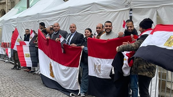 الخارجية: العملية الانتخابية للمصريين في الخارج تسير بسهولة ويسر الخارجية: العملية الانتخابية للمصريين في الخارج تسير بسهولة ويسر