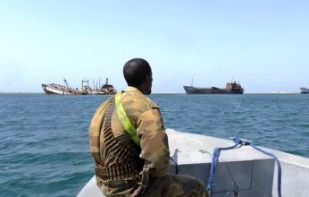 تحرك عسكري هندي تجاه سواحل الصومال.. البحر الأحمر يشتعل