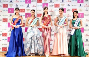 أوكرانية سيدة حسنوات اليابان.. كارولينا حديث السوشيال ميديا