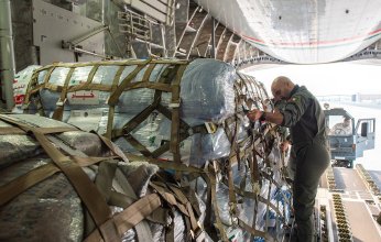 طائرة المساعدات الكويتية الـ 40 تتجه إلى غزة