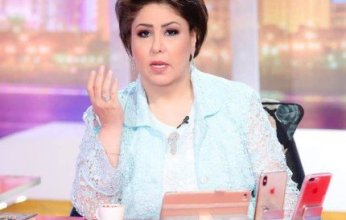 «انا راضي وأبويا راضي» فجر السعيد تفتح النار على «الثورجية»