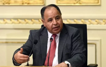 الحكومة المصرية تتعهد بتحسين الأجور والمعاشات ودمج الأنشطة غير الرسمية بالاقتصاد