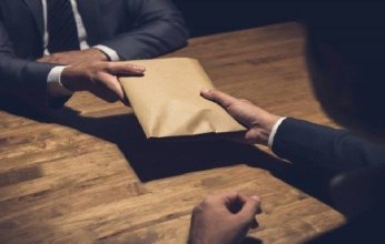 ضبط مسؤول عراقي بشركة نفط الشمال متلبسا بتلقي رشوة