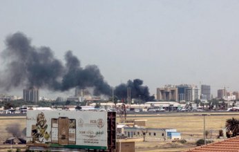 حرب السودان.. تدمير برج مصرف الساحل أحد معالم الخرطوم