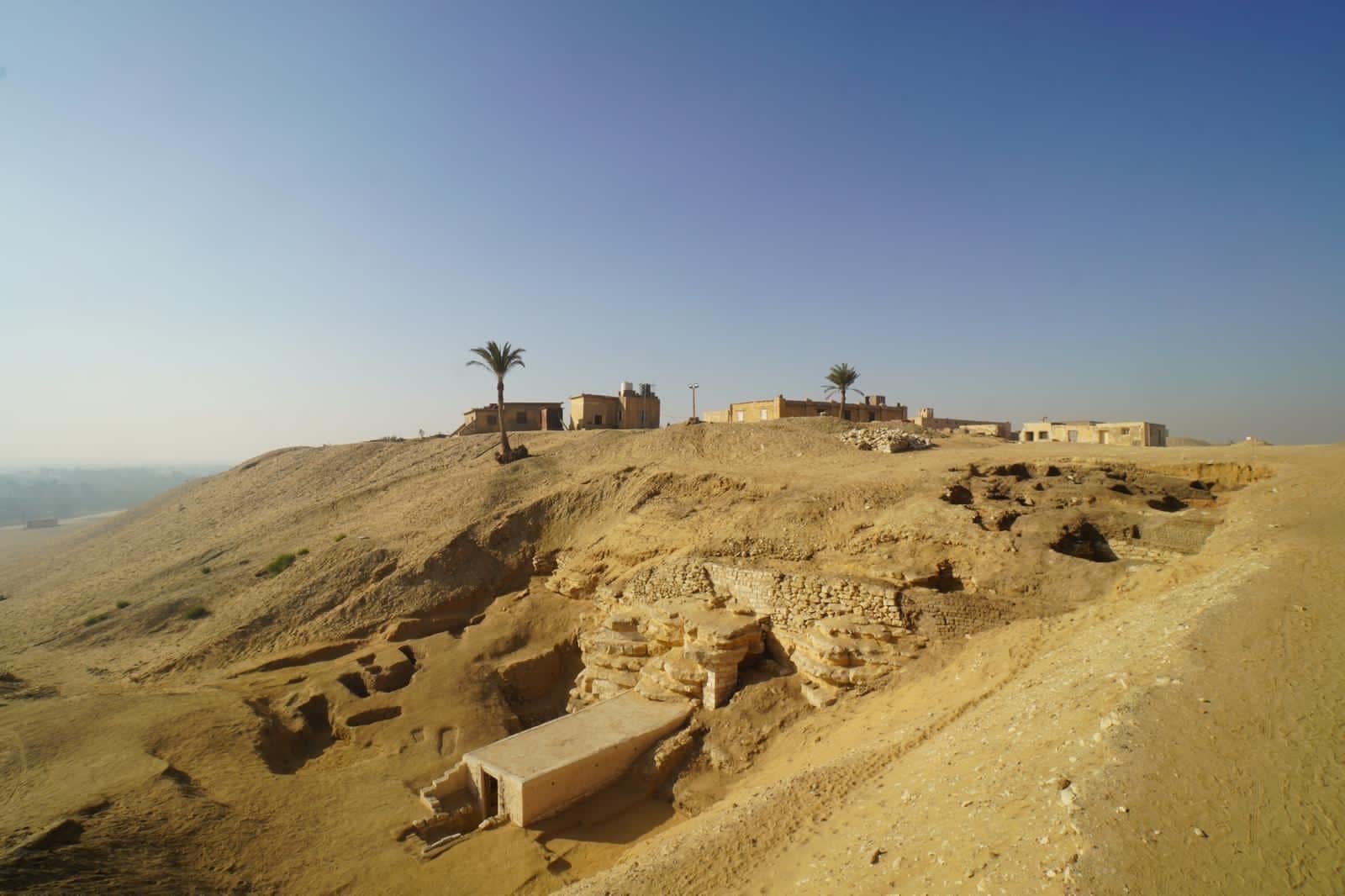 اكتشاف أثري في سقارة. (وزارة السياحة المصرية)