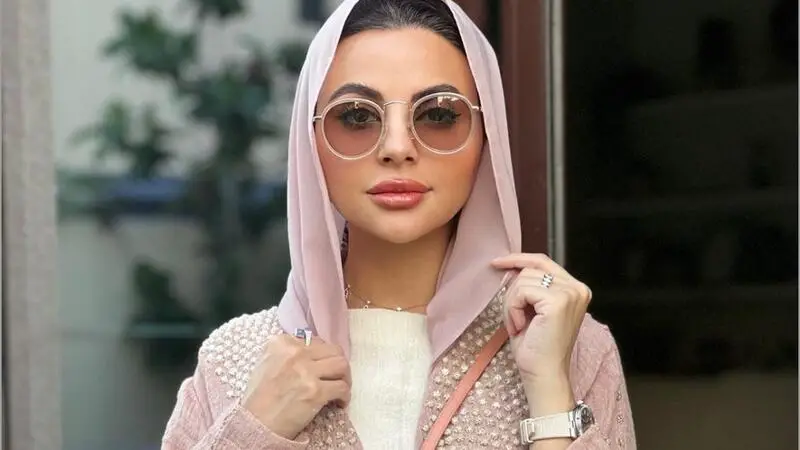 أماني الحنطي حديث السوشيال ميديا بسبب 5 ملايين ريال أماني الحنطي حديث السوشيال ميديا بسبب 5 ملايين ريال