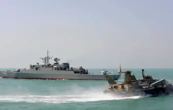 طبول الحرب تدق.. قوة عسكرية إيرانية في طريقها إلى باب المندب