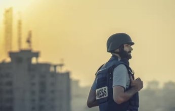 معتز عزايزة يوجه رسالته الأخيرة من غزة قبل التوجه إلى قطر