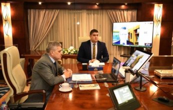 «البحرية الدولية» تعلق على تحويل السفن مساراتها عن قناة السويس