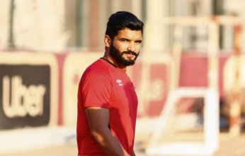 الكرخ العراقي يتعاقد مع «ظالم نفسه» نجم الأهلي المصري السابق