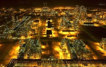 بتكلفة 9 مليارات دولار.. الكويت وعمان تفتحان نافذة بحرية جديدة على العالم