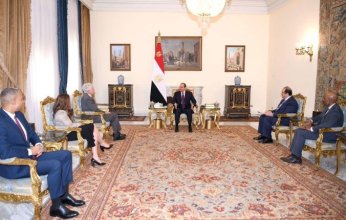 خبير فلسطيني يحلل لـ«خليجيون» ما وراء زيارة رئيس المخابرات الأميركية لمصر