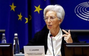 لاغارد: أزمة أسعار النفط تدفع أوروبا لتسريع التحول نحو الطاقة المتجددة