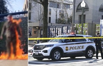 شاهد| طيار أميركي يشعل النار في نفسه أمام السفارة الإسرائيلية بواشنطن