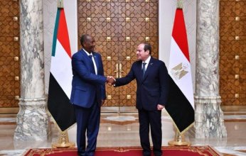 خليجيون| رهانات السلام تشعل سباق الجوار في السودان