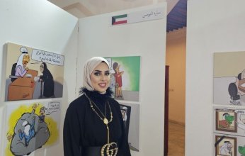 بالصور.. جسر من «الكرتون» بين الكويت وقطر