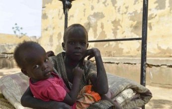السودان.. طفل يموت كل ساعتين من الجوع.. والدعم السريع يقطع «الاتصالات»
