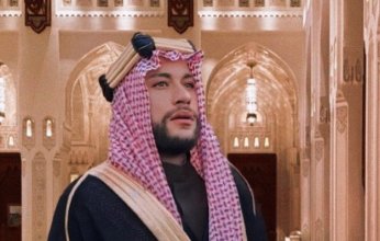 نيمار يخطف الأنظار بالعقال والبشت والرقص السعودي