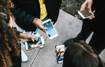 مستخدمو وسائل التواصل الاجتماعي بالعالم يتجاوزون عتبة الـ5 مليارات