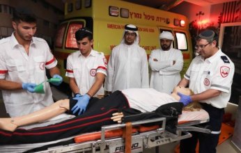 فريق طبي إماراتي يعالج جنود إسرائيليين في غزة.. ما القصة؟