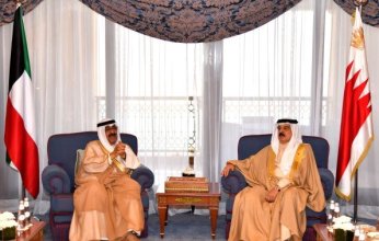 أمير الكويت يصل المنامة في زيارة دولية إلى مملكة البحرين