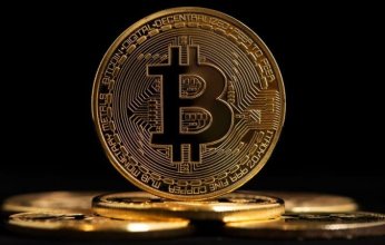 هبوط بيتكوين مع ترقب تفاصيل اتفاق تجارى بين واشنطن وبكين