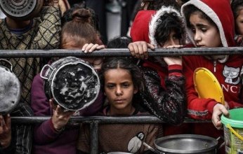 «تعال علينا».. مشهد مؤثر لأطفال غزة في «مناجاة» طائرة مساعدات