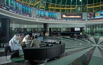 صعود معظم بورصات الخليج.. والكويت بـ«الأحمر»