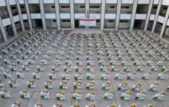 توزيع مساعدات كويتية على أسر نازحة وفقيرة في اليمن