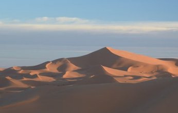 كشف سر الكثبان الرملية النجمية في المغرب