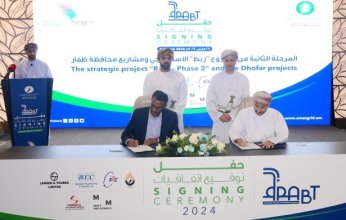 مشروع كهربائي ضخم بعمان بتكلفة 322 مليون ريال