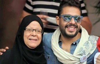 محمد حماقي: أمي متعصبة للزمالك وبعد مباراة بيراميدز «هددتني»