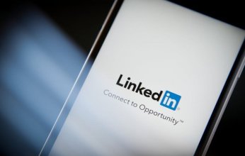 «لينكد إن» تضيف ميزة جديدة تشبه «tik tok»