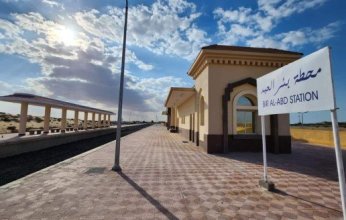 مصر تشغل أول قطار سكة حديد في سيناء منذ 56 عامًا (صور)