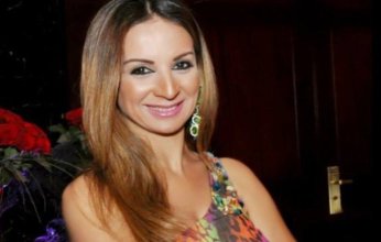 مذيعة مصرية تروي تفاصيل محاولة اختطافها على يد سائق أوبر