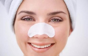 زيت شجرة الشاي للتخلص من الرؤوس السوداء قبل العيد