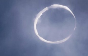 دوائر من الدخان تجتاح سماء إيطاليا في ظاهرة نادرة