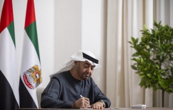 حرب السودان في مكالمة هاتفية بين محمد بن زايد وماكرون.. الأمم المتحدة تحذر