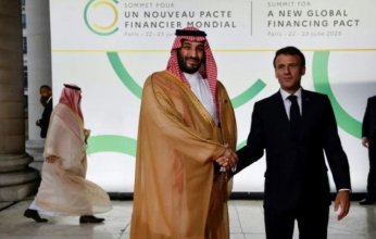 مكالمة مفاجئة بين ماكرون وبن سلمان في أجواء «كاليدونيا الجديدة»