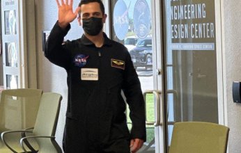 شاهد: الإماراتيون في مهمة افتراضية إلى «الكوكب الأحمر»