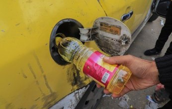 زيوت الطعام المحرك البديل لـ« سيارات غزة»