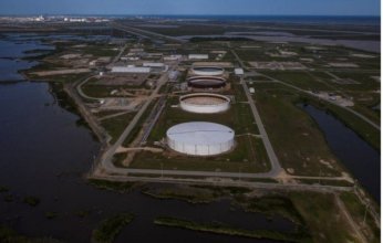 خسارة أسبوعية لأسعار النفط.. خام برنت عند 71.9 دولار