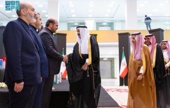 مستشار محمد بن زايد يعلق على محاولات التقارب بين دول الخليج وإيران