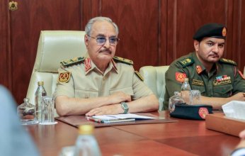 ما دور حفتر في حرب الجنرالين بالسودان؟