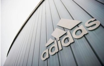 «أديداس» تحقق بقضية فساد كبرى في الصين